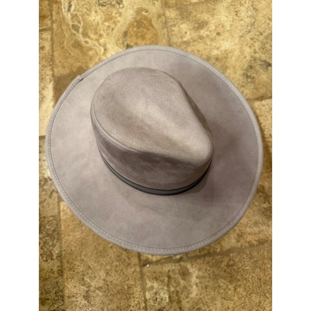 HOT DEAL!! Wide-Brimmed Gray Suede Fedora Hat With Black Striped Band